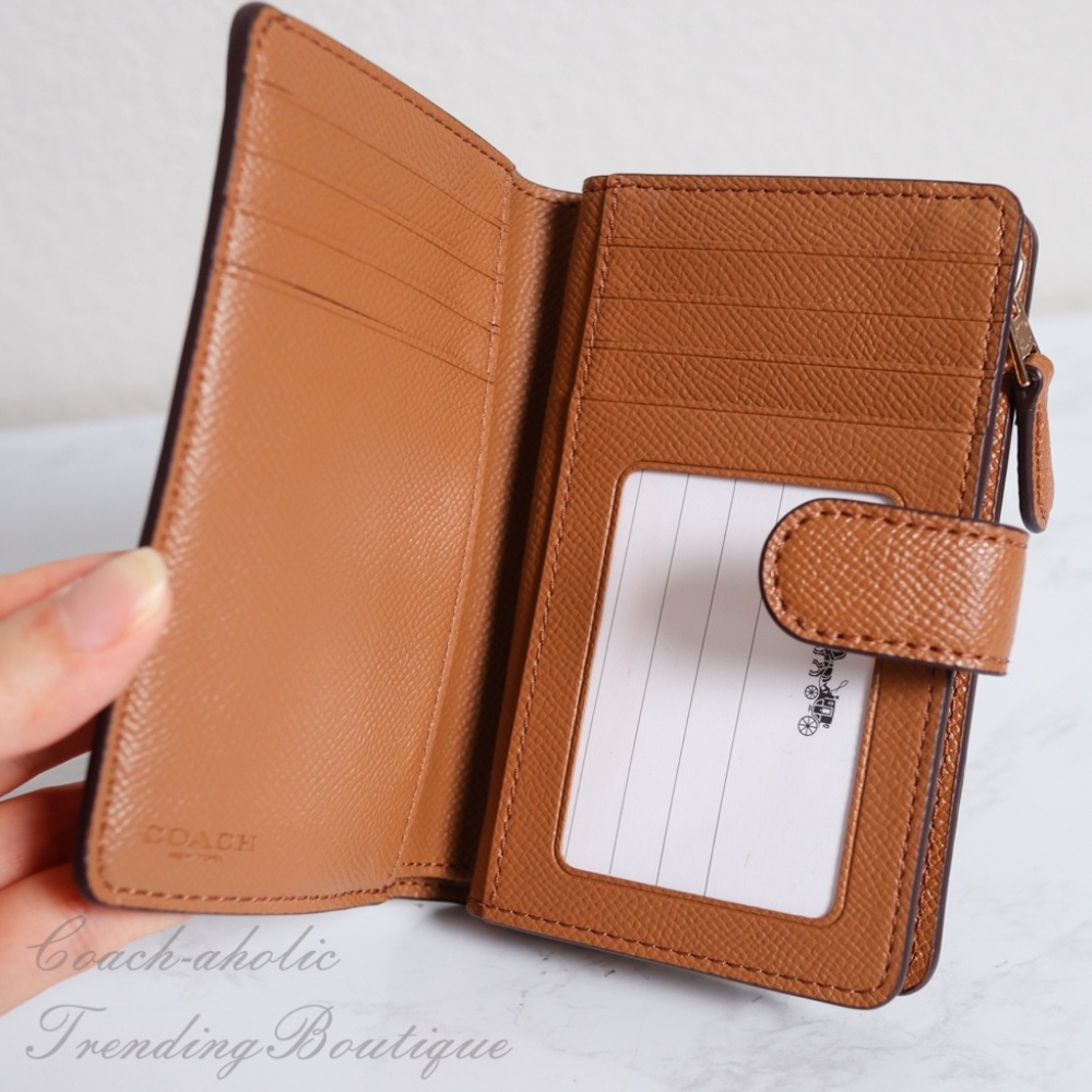 NWT Coach Medium Corner Zip Wallet in Saddle - Picture 5 of 7